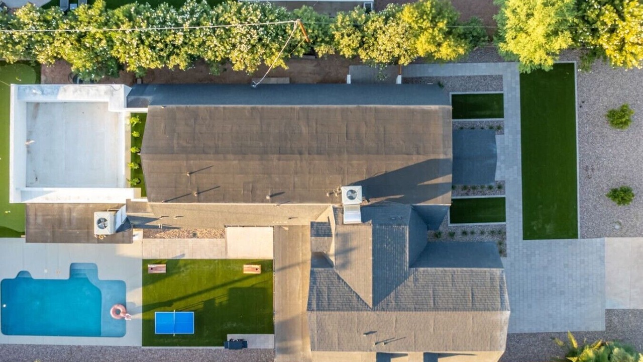 Photo of Outdoor in Desert Shadows