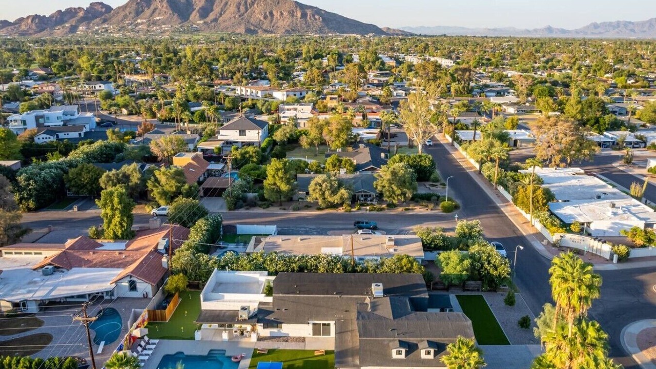Photo of Outdoor in Desert Shadows