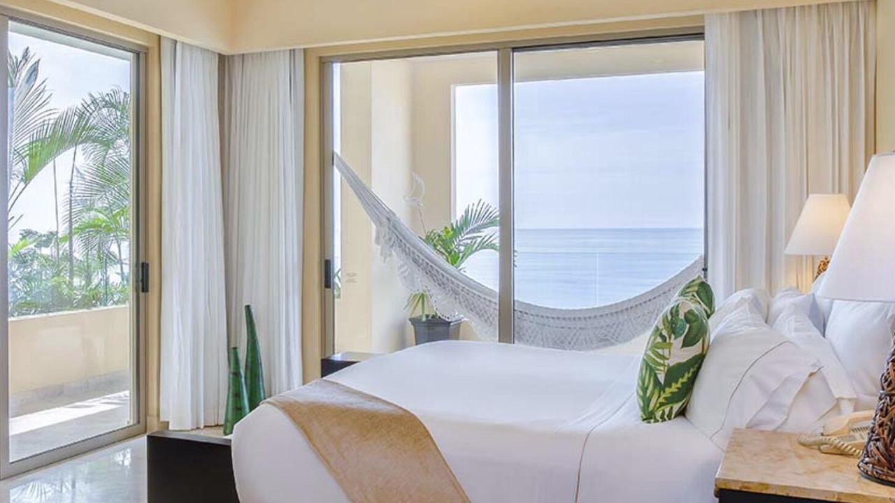 Photo of Bedroom in South Shore Hotel Area