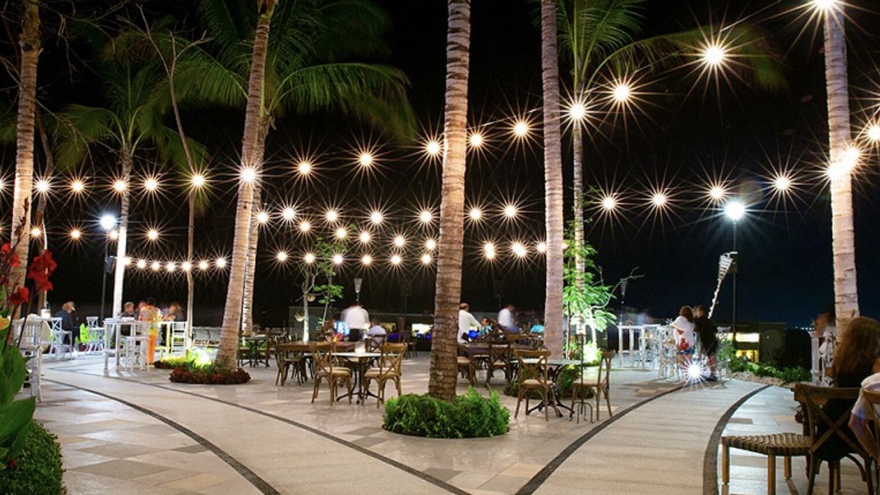 Photo of Outdoor in South Shore Hotel Area