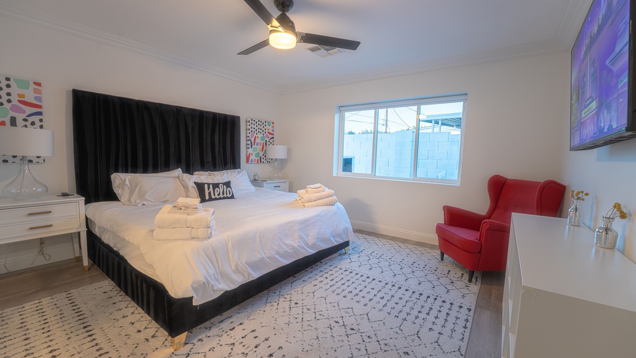 Photo of Bedroom in New Papago Parkway
