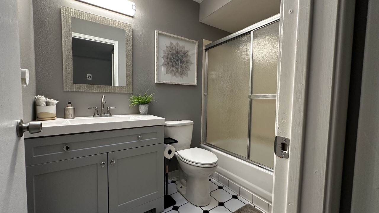 Photo of Bathroom in Horizon Hills