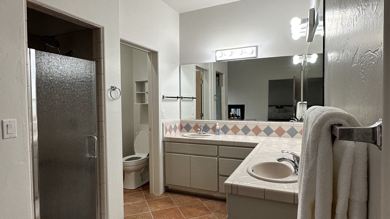 Photo of Bathroom in Vista De La Sierra De Dios