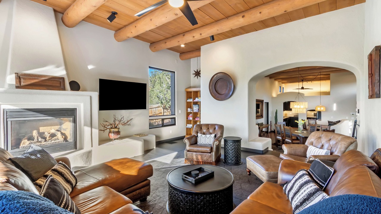 Photo of Livingroom in West Sedona