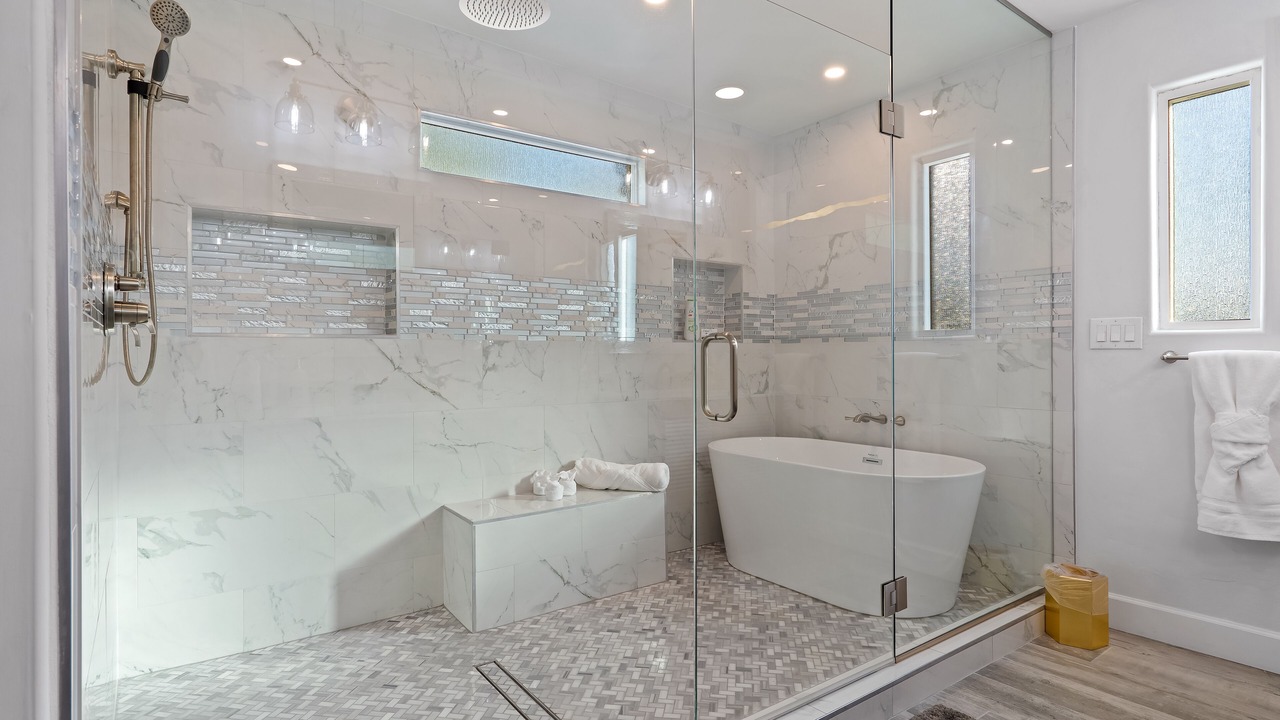 Photo of Bathroom in Oracle Foothills Estates