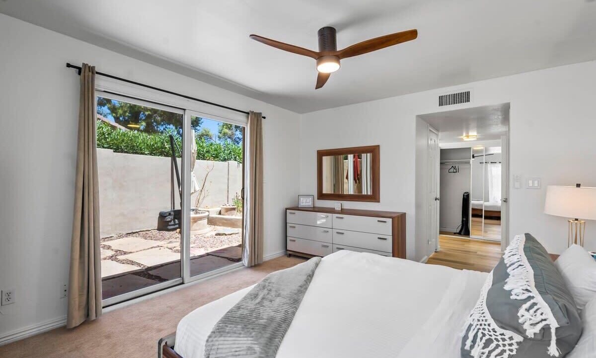 Photo of Bedroom in Moon Mountain Vistas
