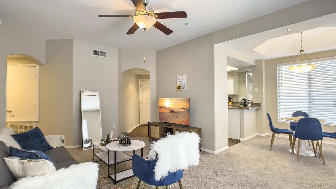 Photo of Livingroom in Desert Paradise Estates