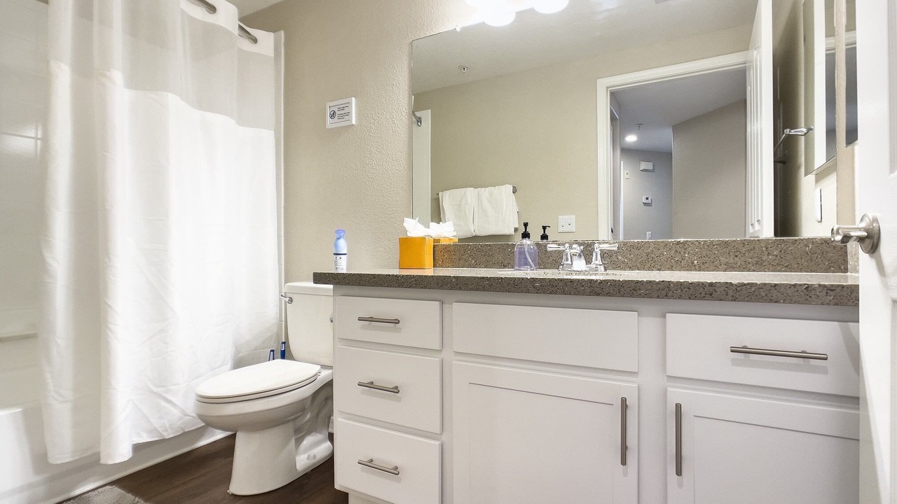 Photo of Bathroom in Desert Paradise Estates