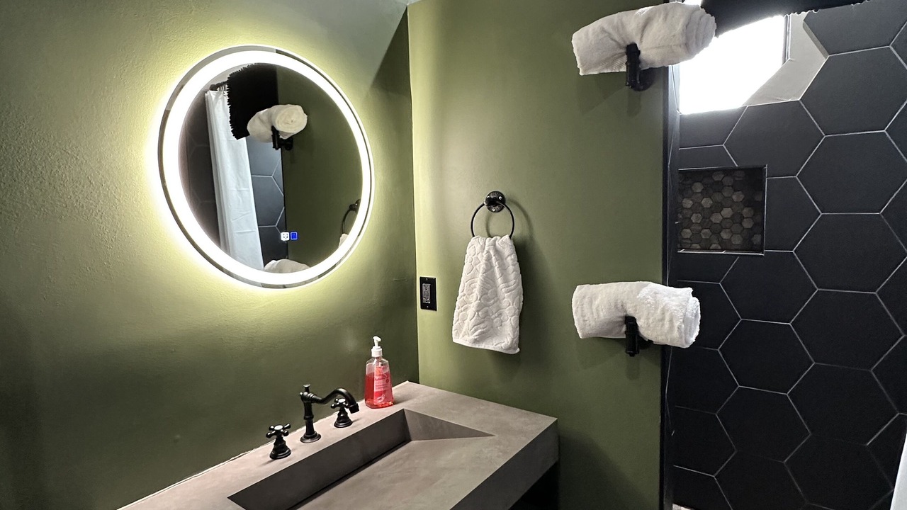 Photo of Bathroom in Encanto