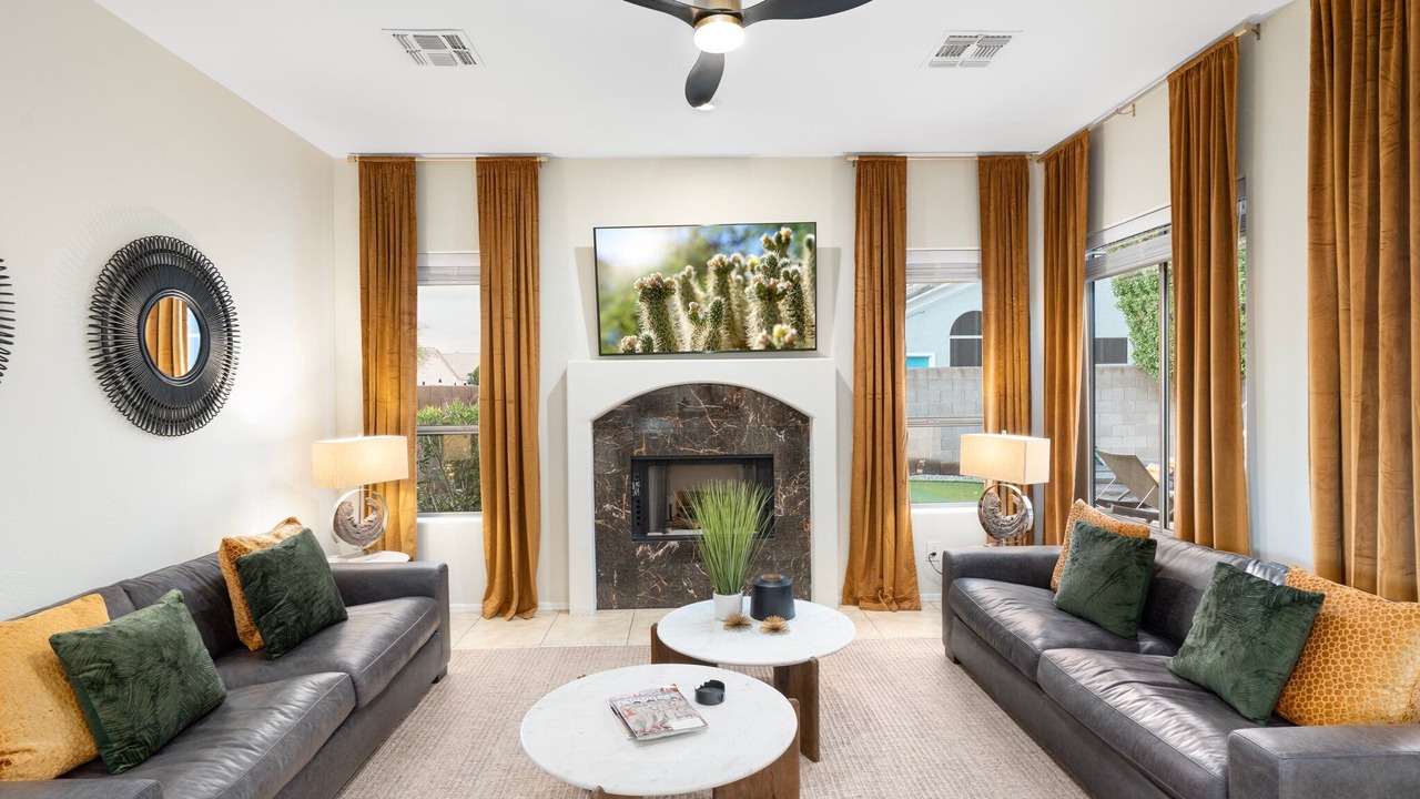 Photo of Livingroom in Dave Brown Arabian Estates