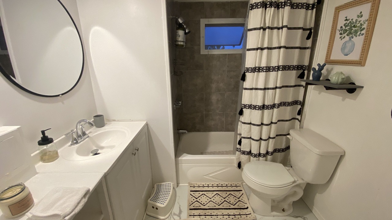 Photo of Bathroom in Bullhead City