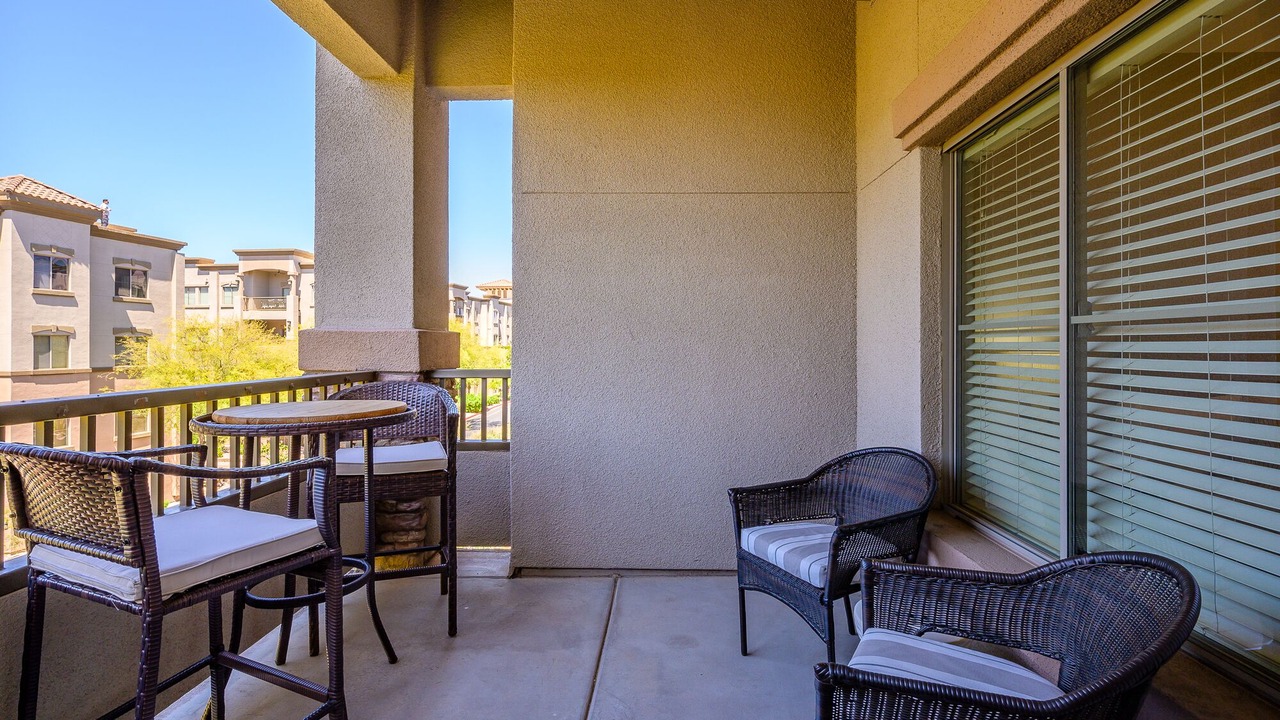 Photo of Patio Balcony in Desert Ridge