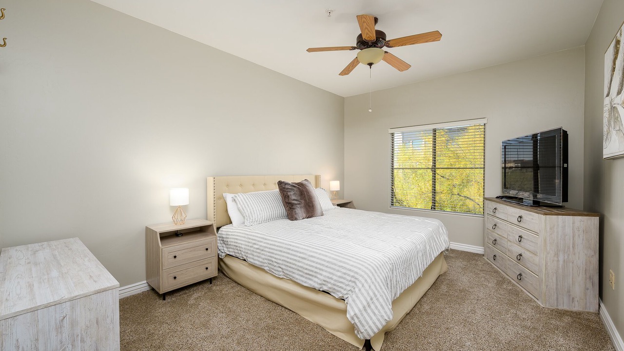 Photo of Bedroom in Desert Ridge