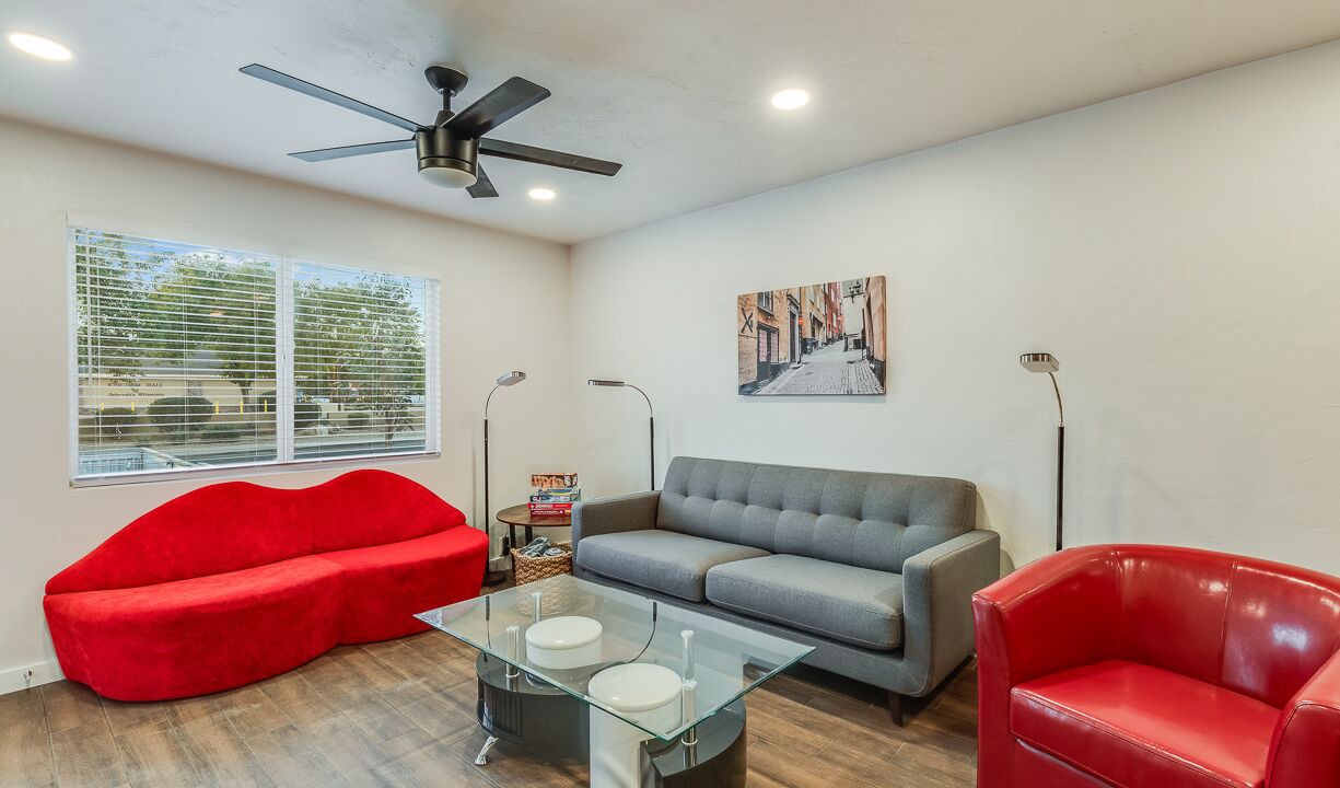 Photo of Livingroom in Encanto