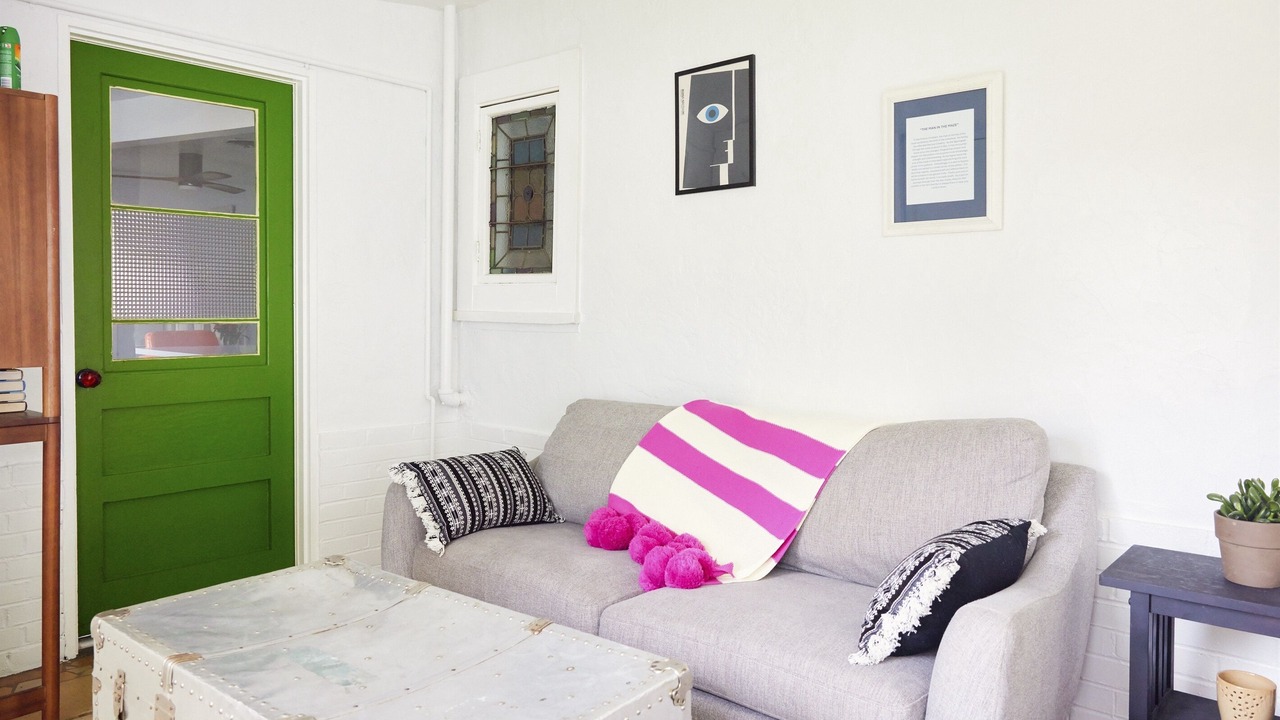 Photo of Livingroom in Pierson Place Historic District