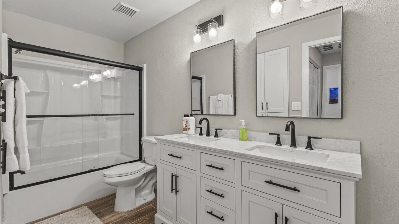 Photo of Bathroom in Central Scottsdale