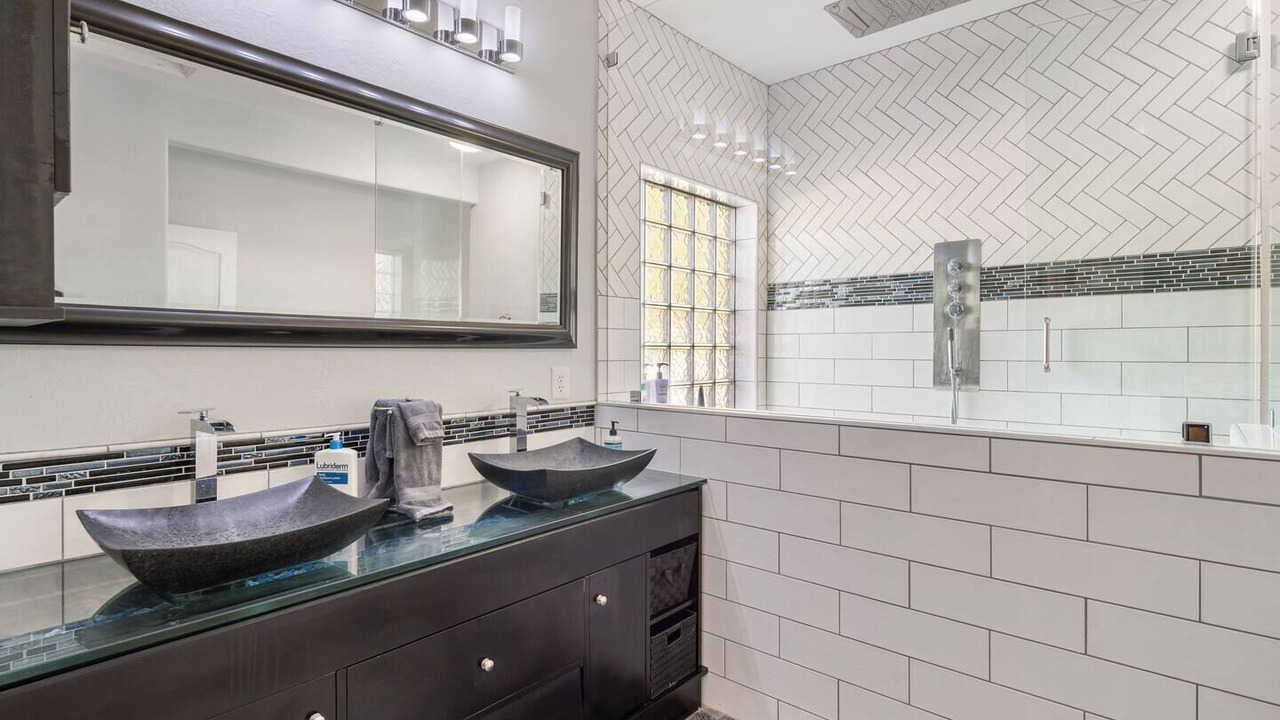 Photo of Bathroom in Paradise Valley Village