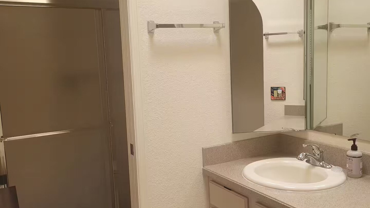 Photo of Bathroom in Canoa Estates