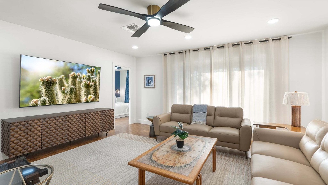 Photo of Livingroom in Cox Heights