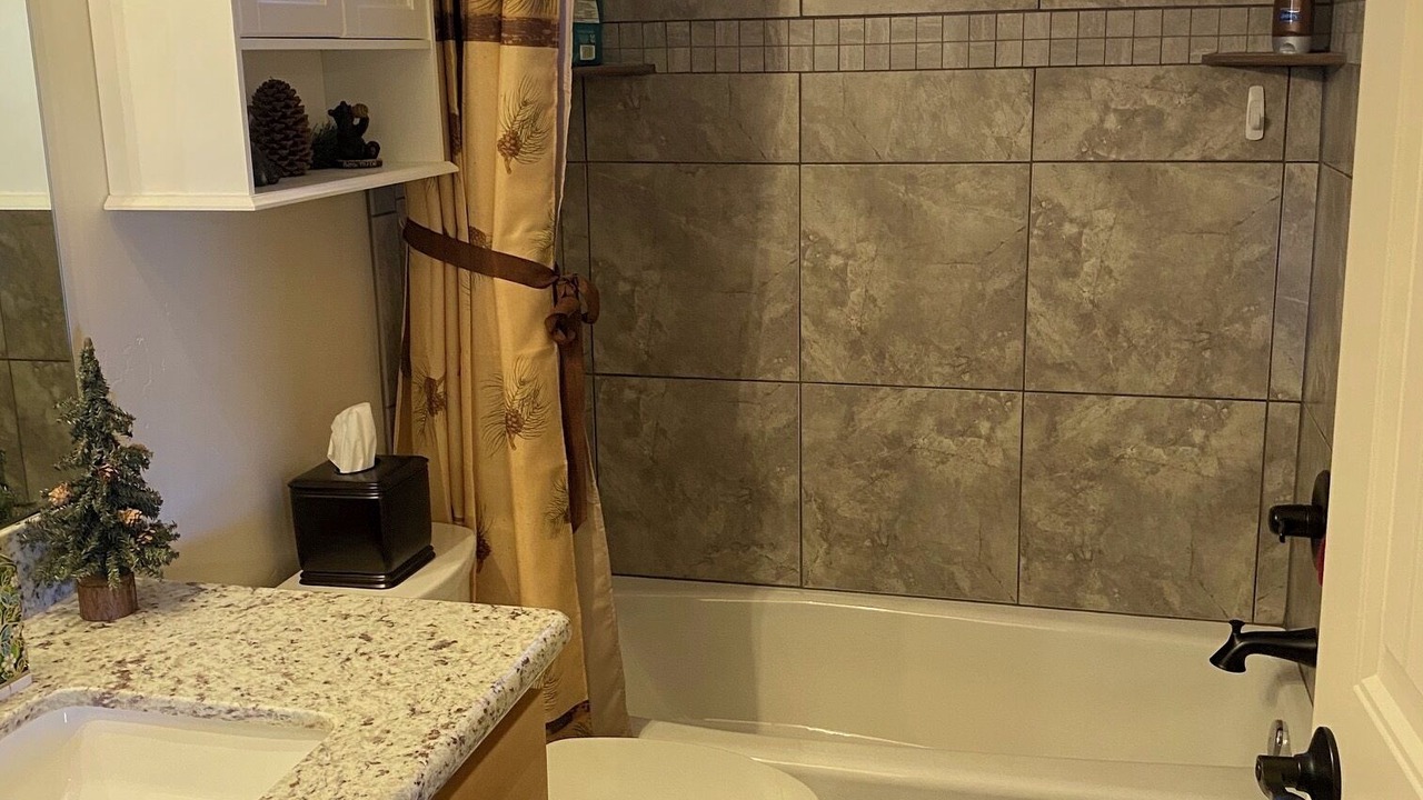 Photo of Bathroom in Show Low