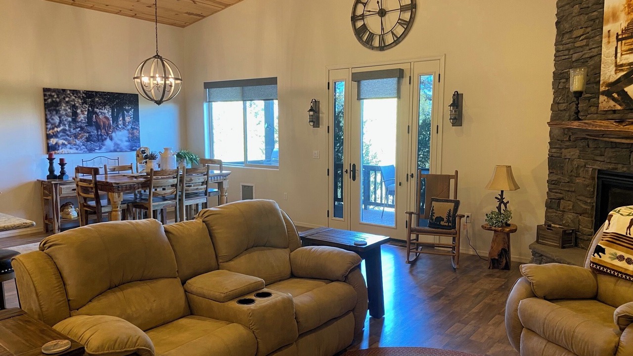 Photo of Livingroom in Show Low