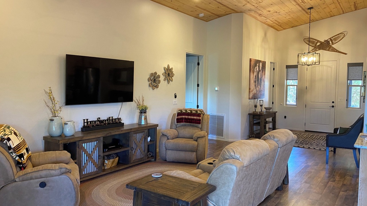 Photo of Livingroom in Show Low