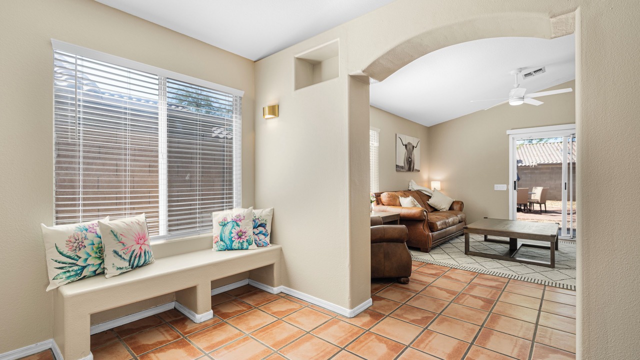 Photo of Livingroom in The Bluffs