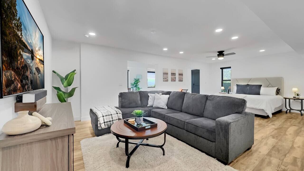 Photo of Livingroom in Iron Springs