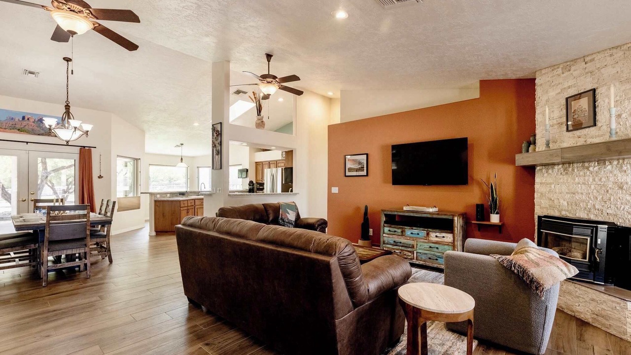 Photo of Livingroom in Cottonwood-Verde Village