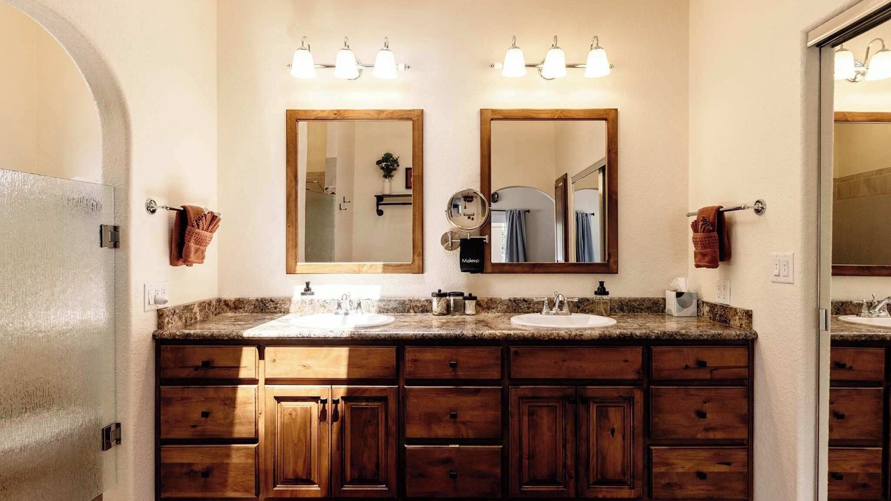 Photo of Bathroom in Cottonwood-Verde Village