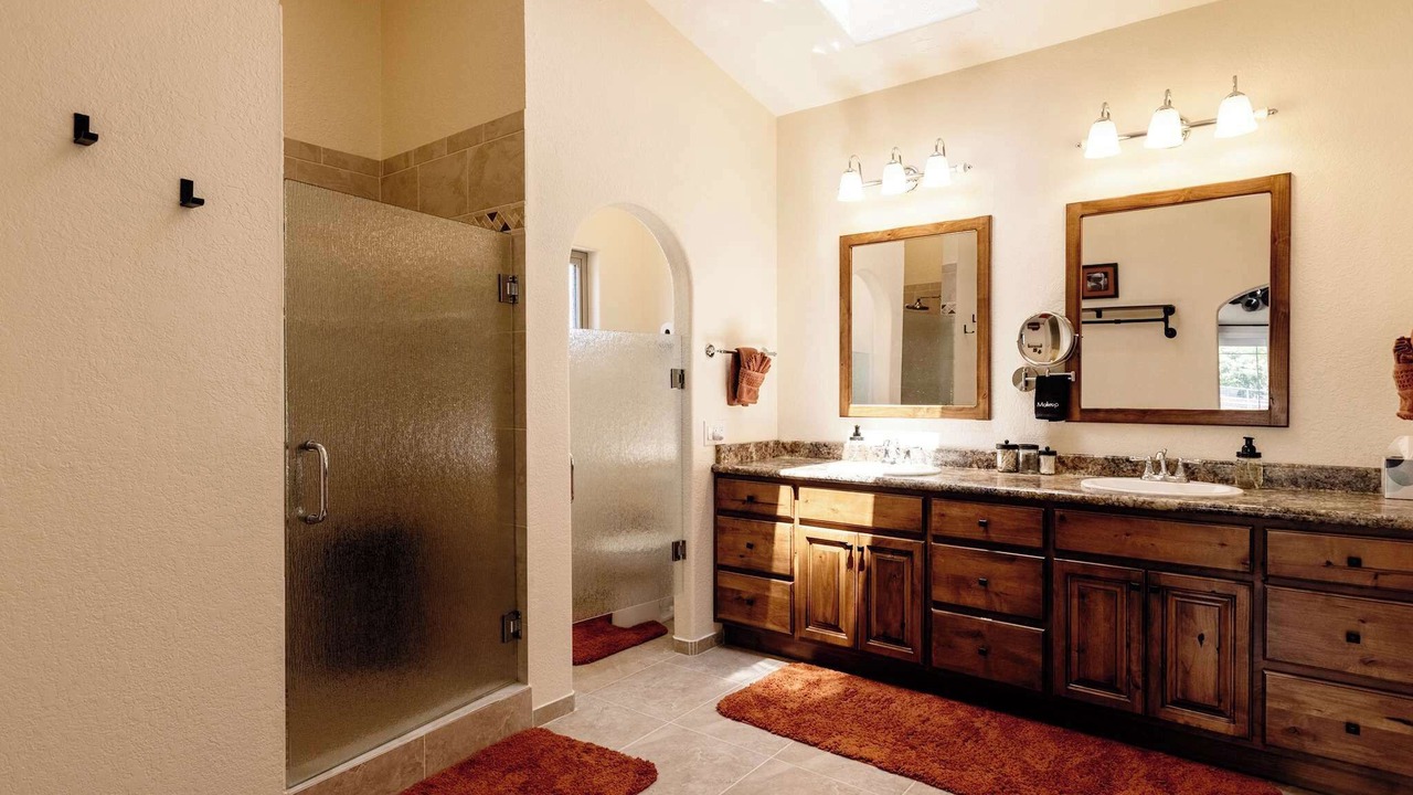 Photo of Bathroom in Cottonwood-Verde Village