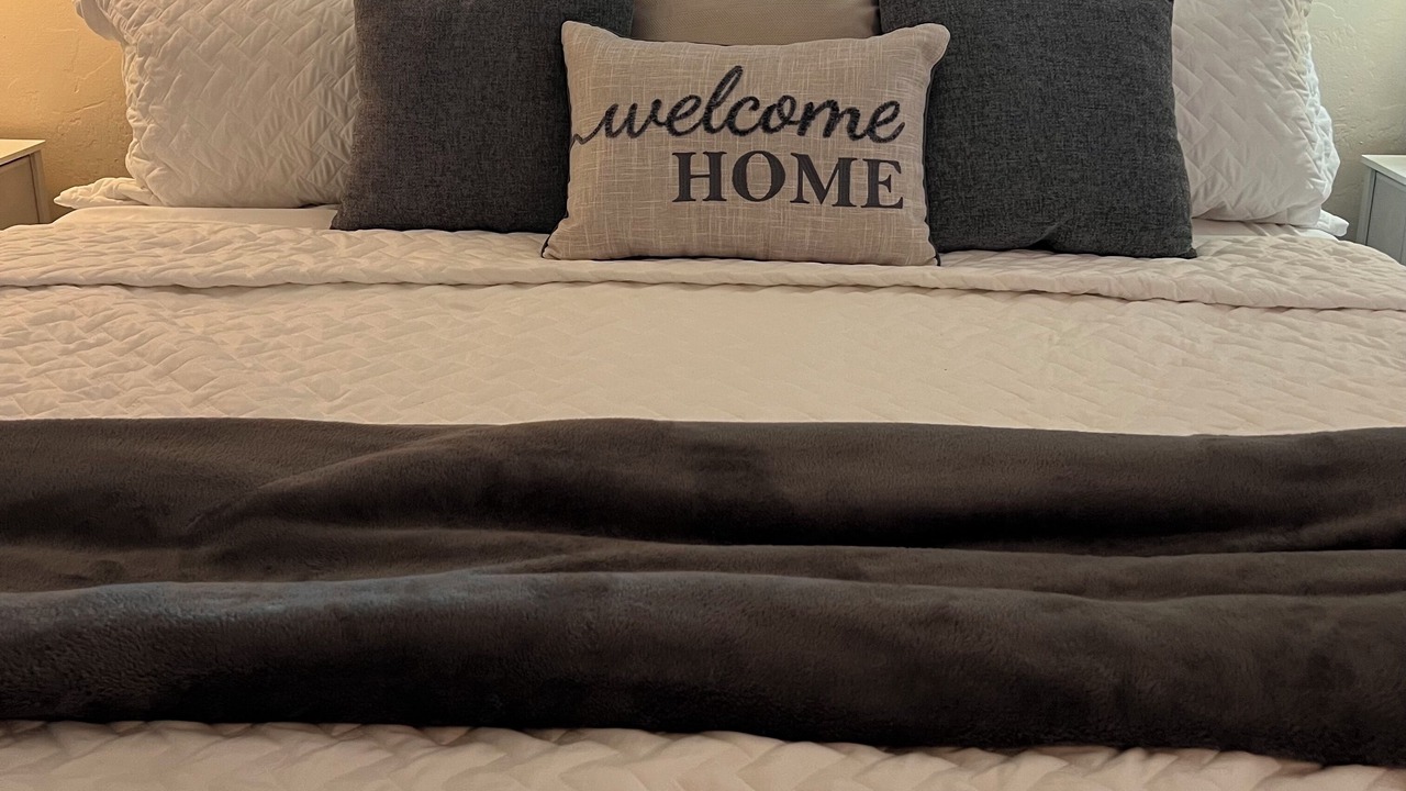 Photo of Bedroom in Green Valley