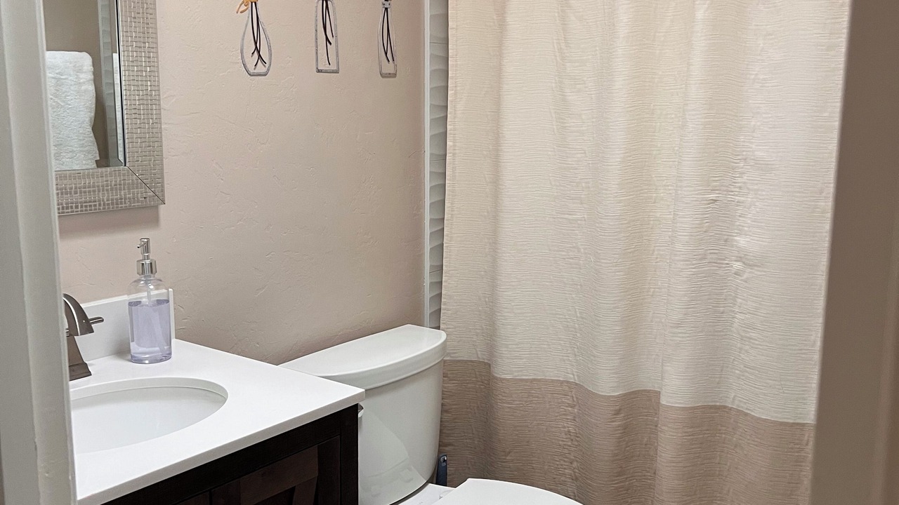 Photo of Bathroom in Green Valley