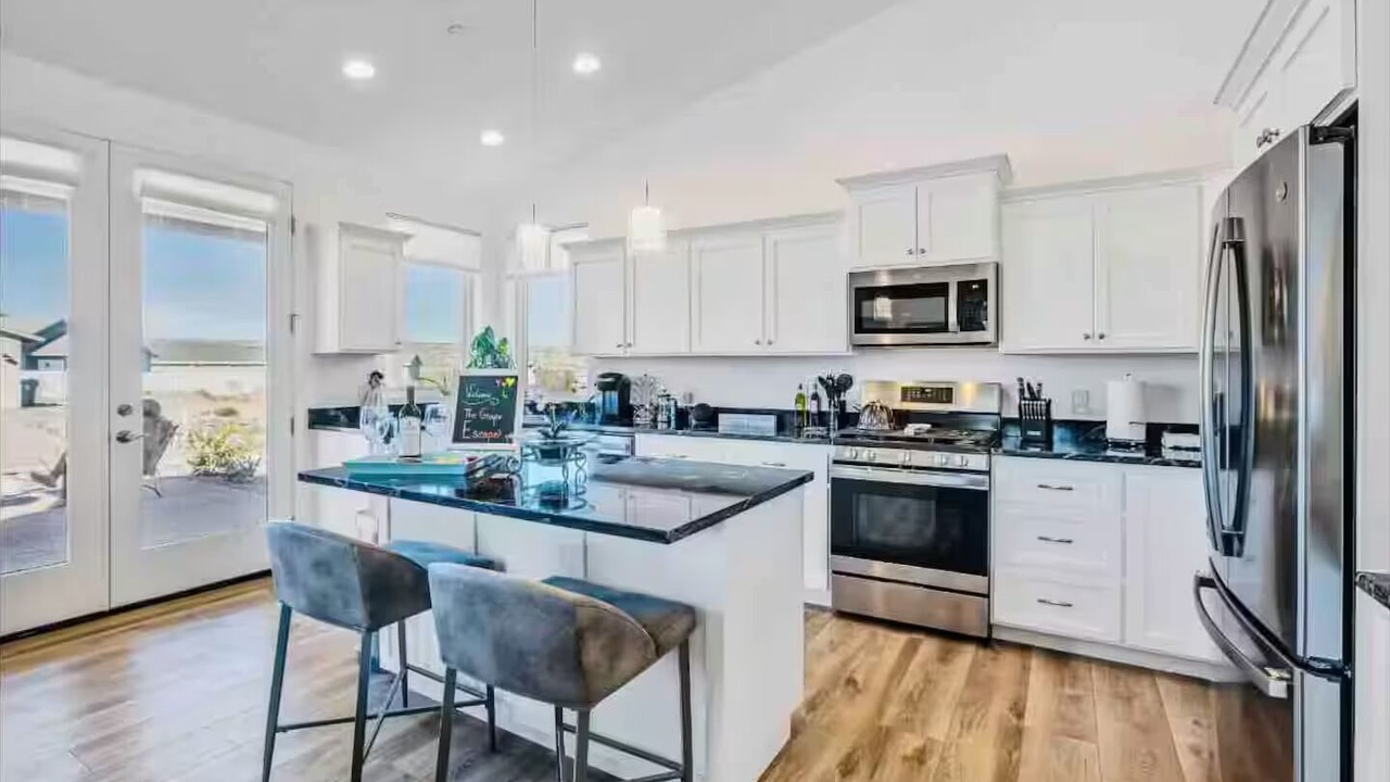 Photo of Kitchen in Cottonwood