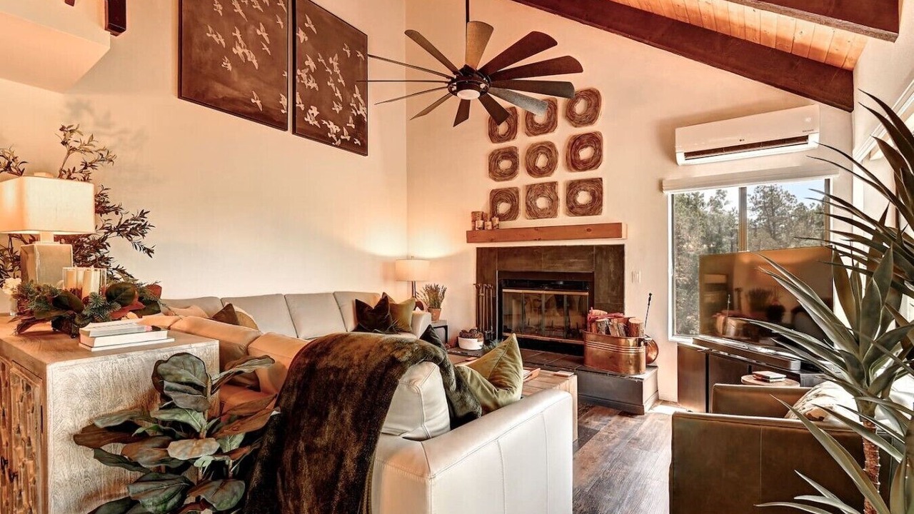 Photo of Livingroom in Munds Park