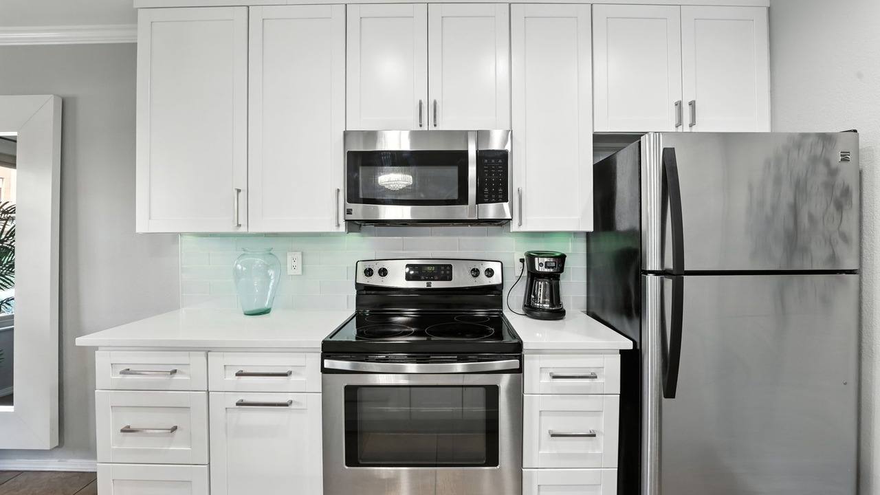 Photo of Kitchen in Scottsdale Estates Six