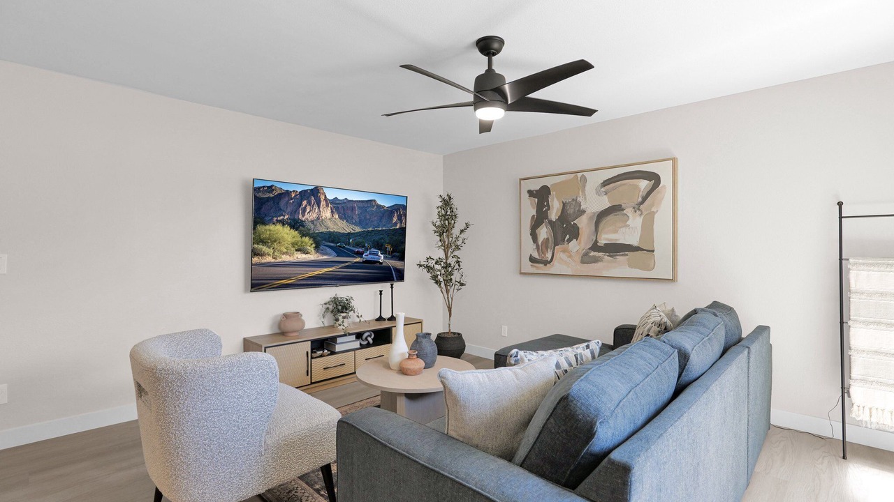 Photo of Livingroom in Pointe Scottsdale