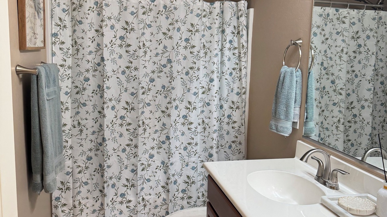 Photo of Bathroom in Dove Mountain