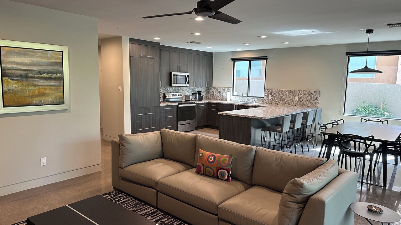 Photo of Livingroom in Cave Creek