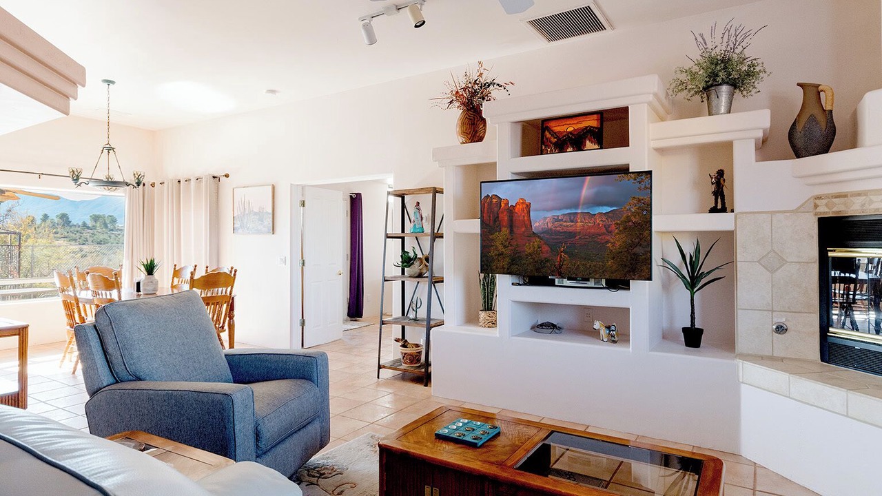 Photo of Livingroom in Cottonwood-Verde Village