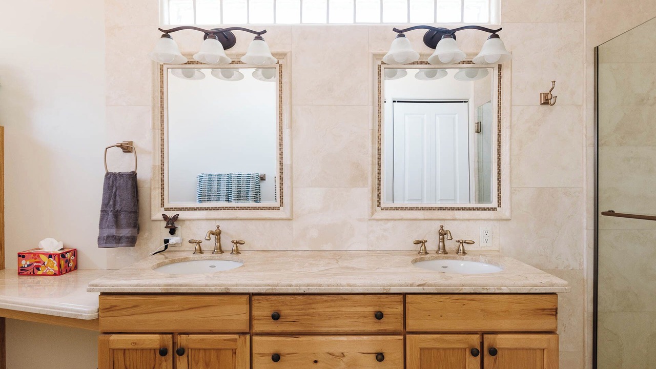 Photo of Bathroom in Cottonwood-Verde Village