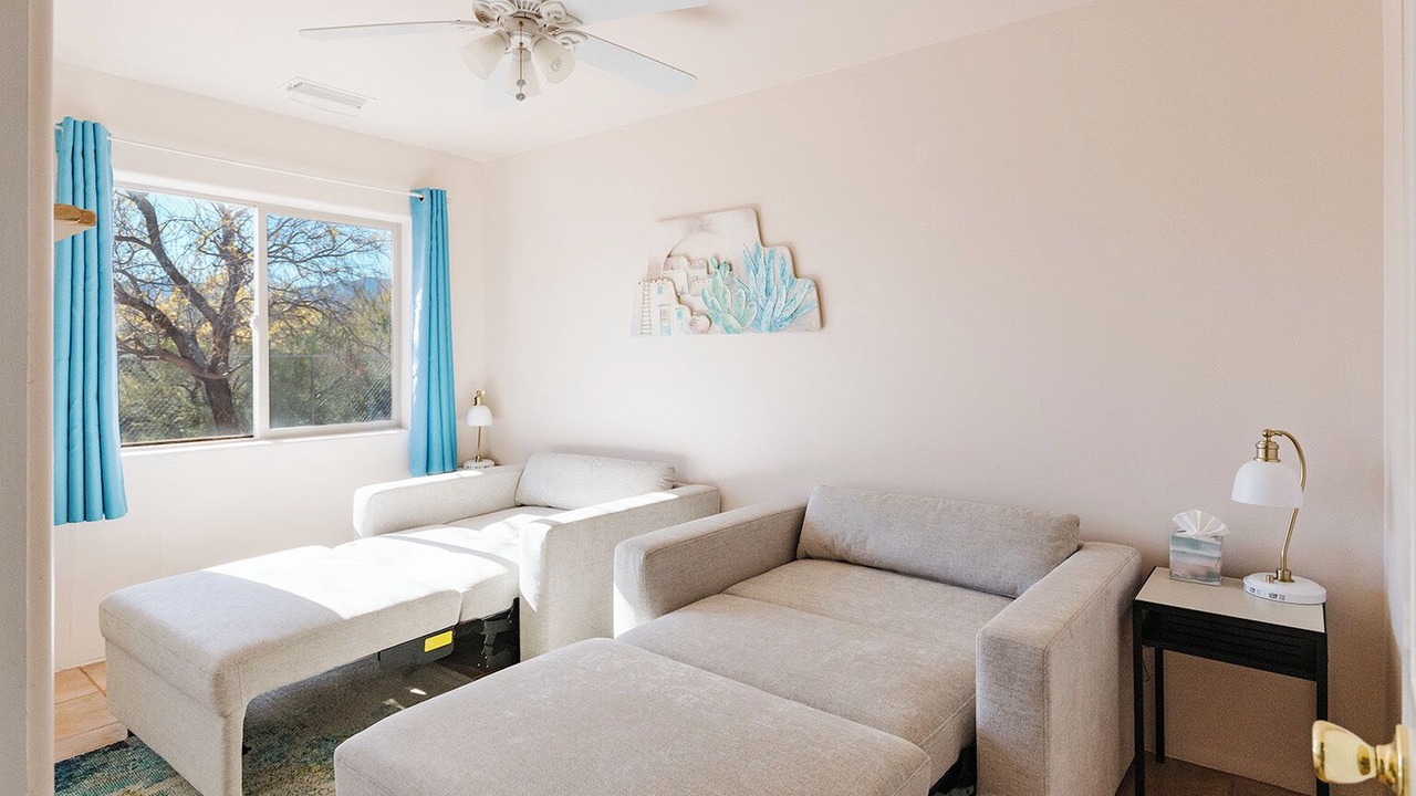 Photo of Livingroom in Cottonwood-Verde Village