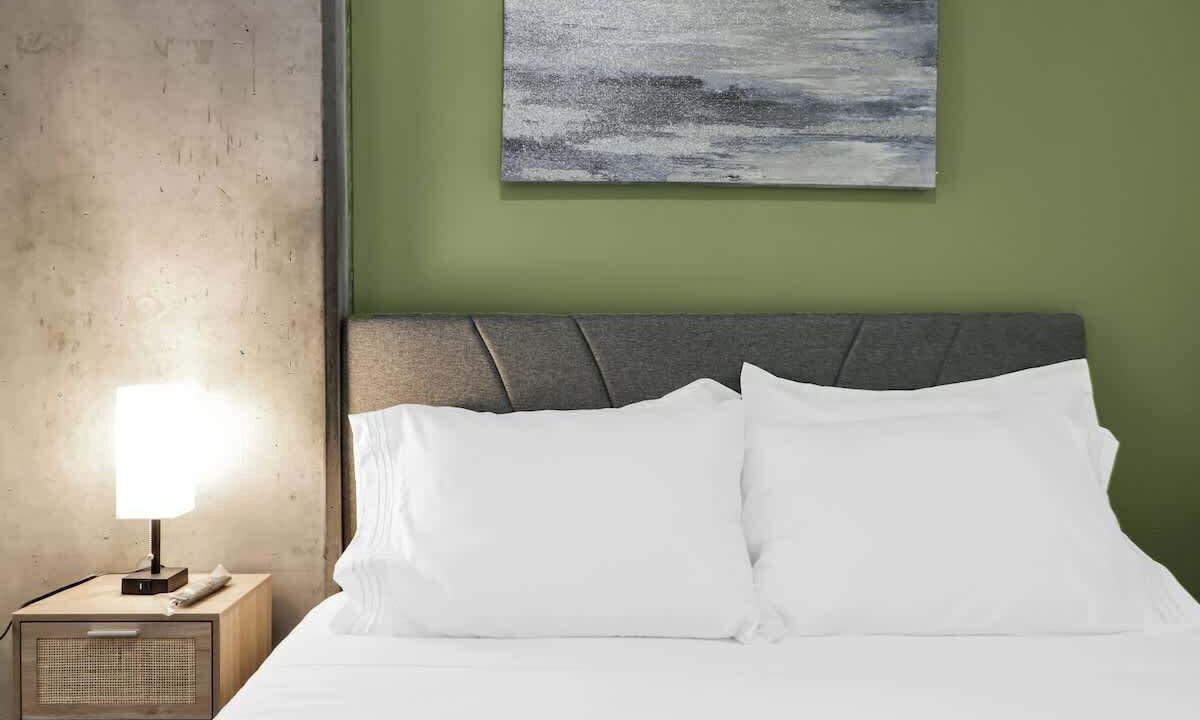 Photo of Bedroom in Evans Churchill