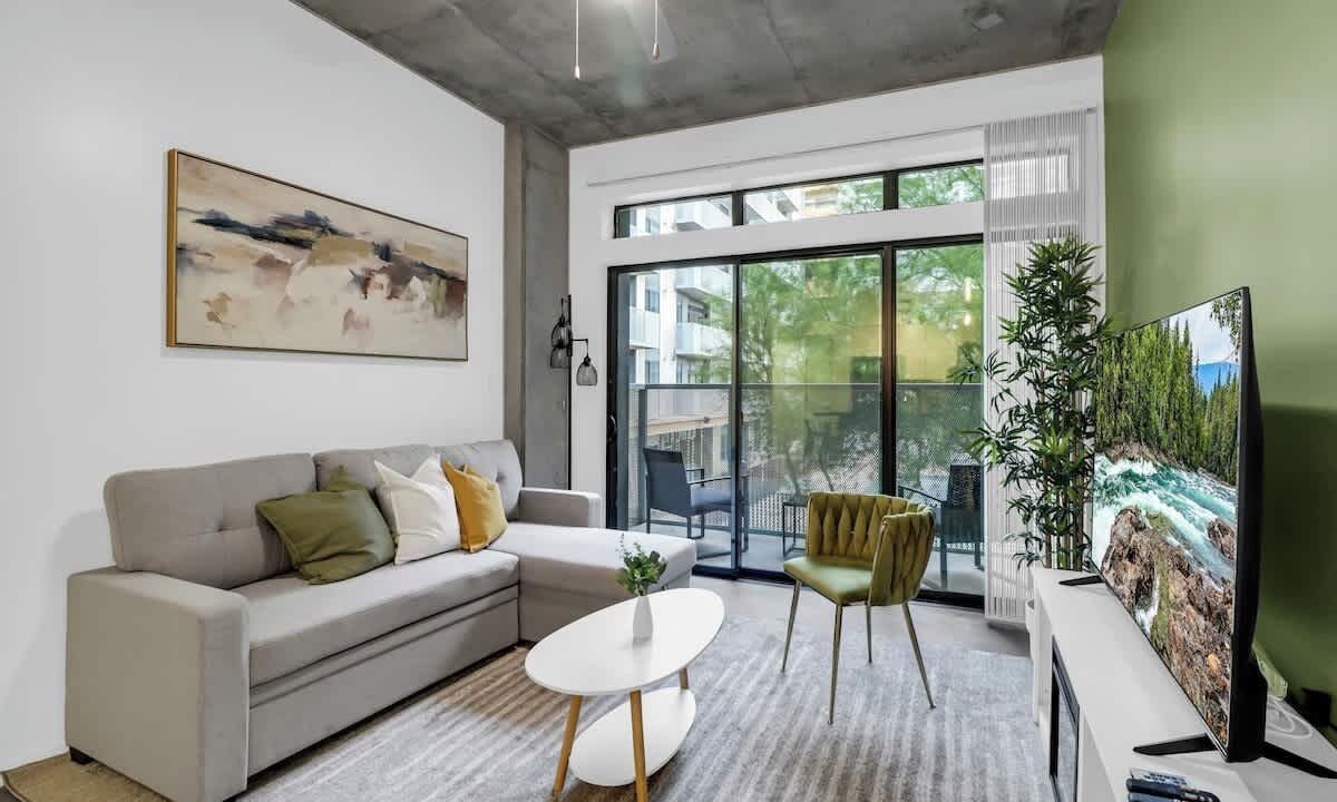 Photo of Livingroom in Evans Churchill