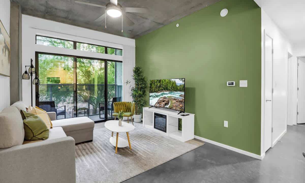 Photo of Livingroom in Evans Churchill