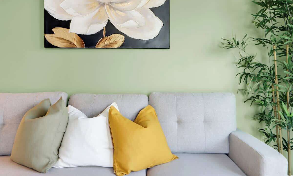 Photo of Livingroom in Evans Churchill