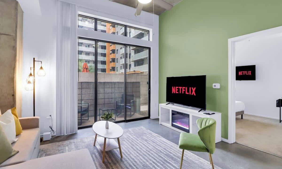 Photo of Livingroom in Evans Churchill