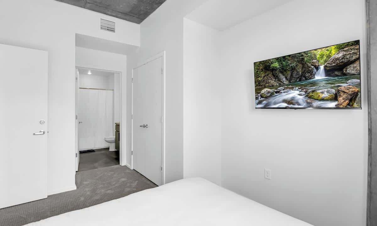Photo of Bedroom in Evans Churchill