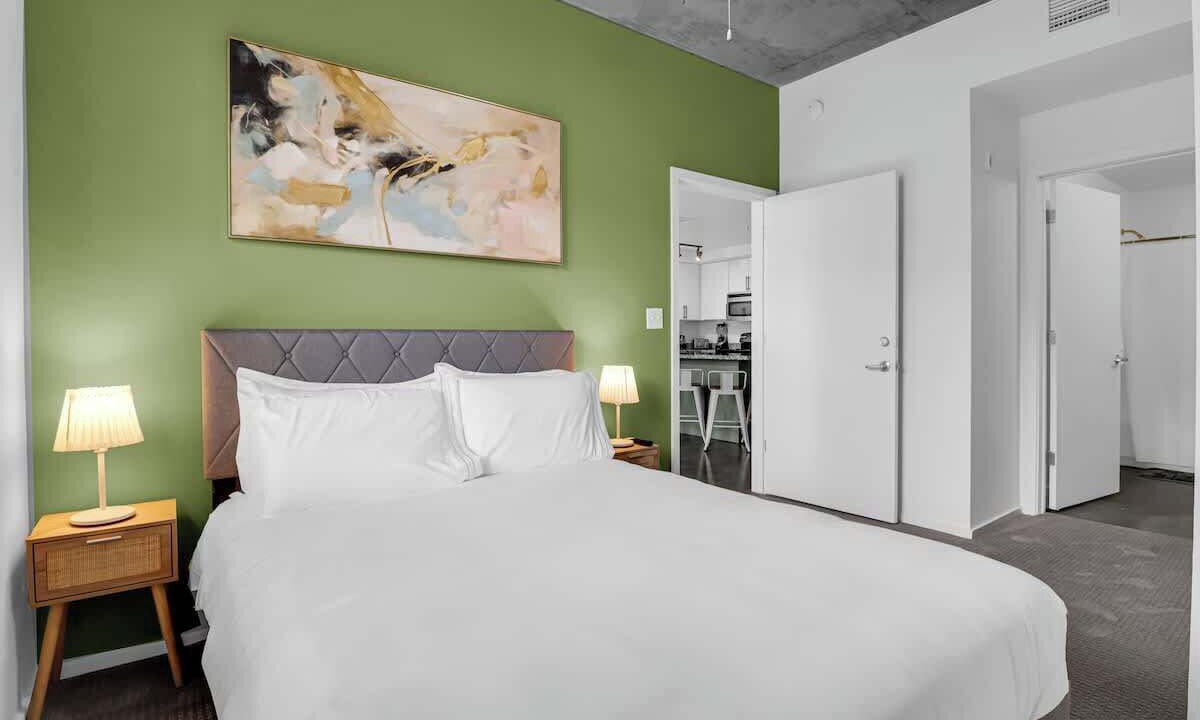 Photo of Bedroom in Evans Churchill