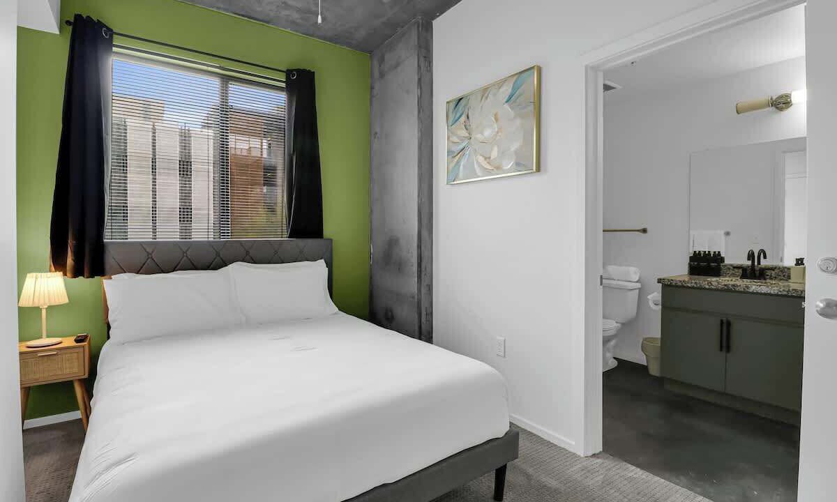 Photo of Bedroom in Evans Churchill